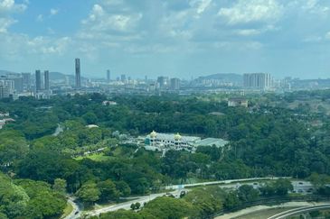 Dua Sentral Residential Tower