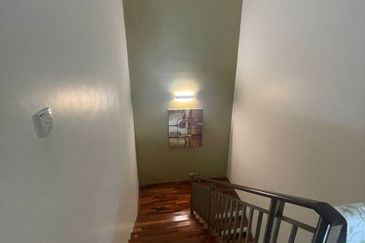 Glenmarie Cove Residence