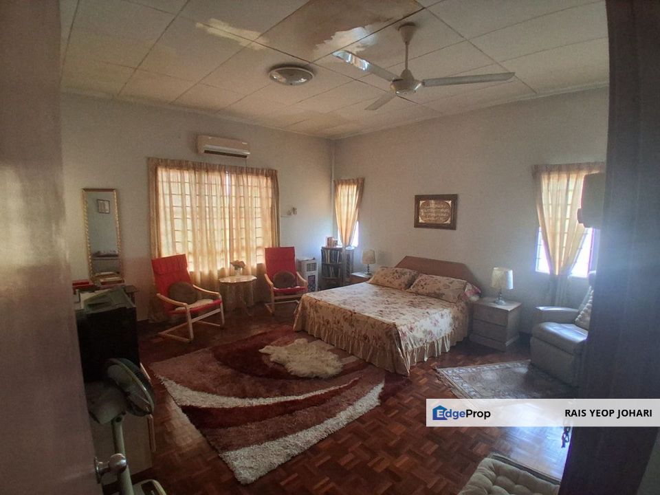 Double Storey End Lot USJ 3A, Subang Jaya, Selangor, Subang Jaya