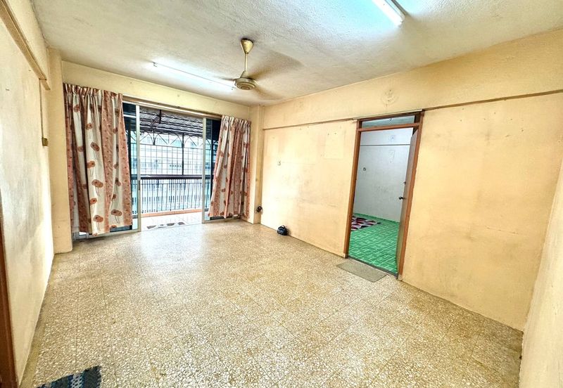 Flat PKNS, Kampung Kerinchi