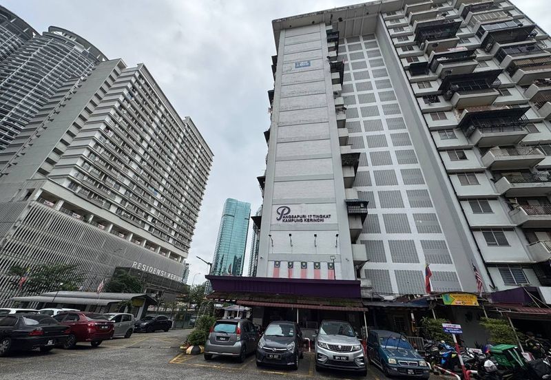 Flat PKNS, Kampung Kerinchi