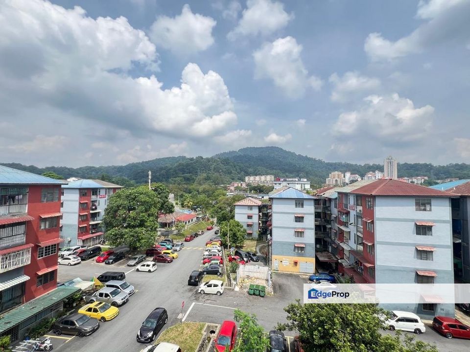 For Sale: Apartment Enggang Bukit Idaman Selayang (Renovated Unit), Selangor, Selayang