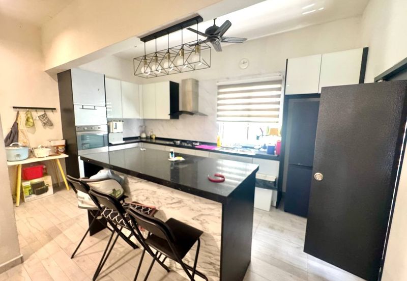 Aronia @ Bandar Tasik Kesuma