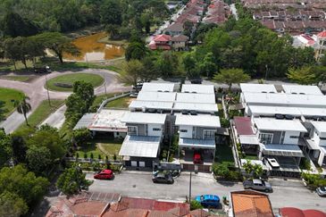 Aronia @ Bandar Tasik Kesuma