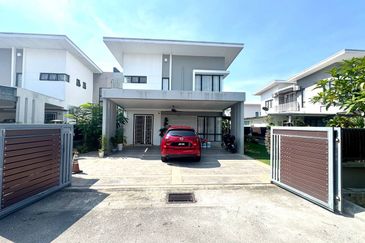 Aronia @ Bandar Tasik Kesuma