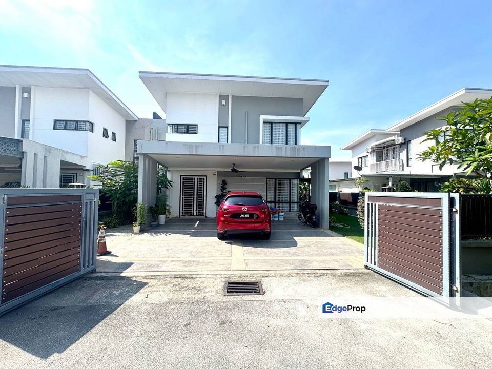 For Sale: Double Storey Semi-D Bandar Tasik Kesuma (Aronia) Semenyih, Selangor, Semenyih