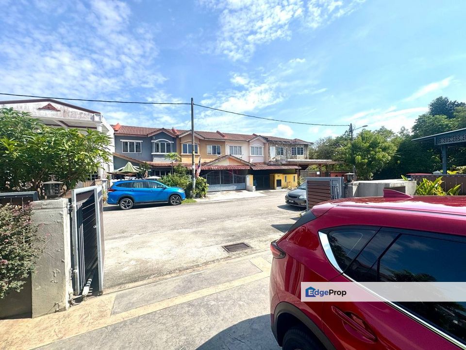 For Sale: Double Storey Semi-D Bandar Tasik Kesuma (Aronia) Semenyih, Selangor, Semenyih