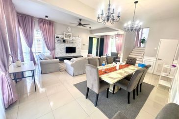 Aronia @ Bandar Tasik Kesuma