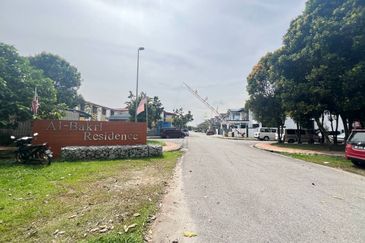 Seksyen 32, Shah Alam