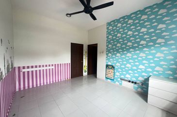 Seksyen 32, Shah Alam