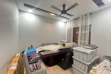 Seksyen 32, Shah Alam