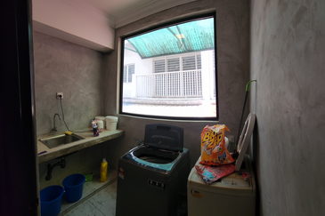 3sty Terrace House for Sale at Sri Mawar, Kayu Ara