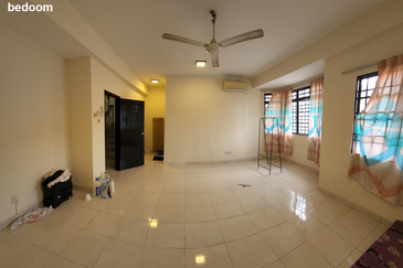 3sty Terrace House for Sale at Sri Mawar, Kayu Ara