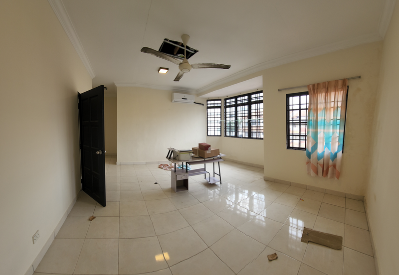 3sty Terrace House for Sale at Sri Mawar, Kayu Ara