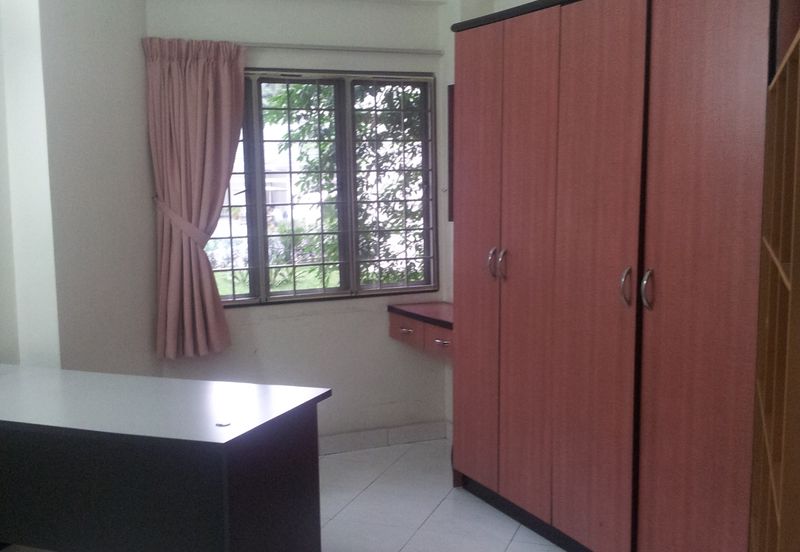 Tiara Kelana Condominium