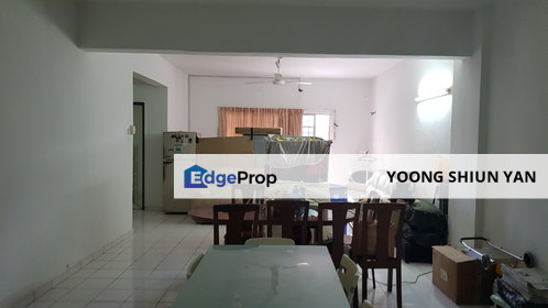 1722sf, Spacious Ground Floor Unit, Selangor, Petaling Jaya