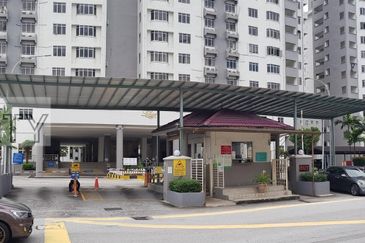 Pool View 1036sf Unit @ Kelana Puteri Condo, Kelana Jaya