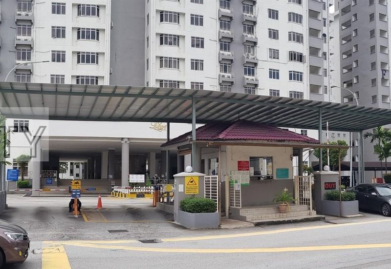 Pool View 1036sf Unit @ Kelana Puteri Condo, Kelana Jaya