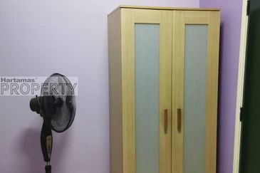 Pool View 1036sf Unit @ Kelana Puteri Condo, Kelana Jaya