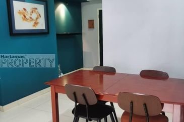 Pool View 1036sf Unit @ Kelana Puteri Condo, Kelana Jaya