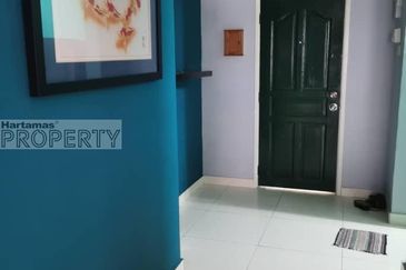 Pool View 1036sf Unit @ Kelana Puteri Condo, Kelana Jaya