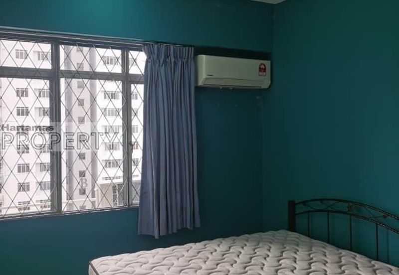 Pool View 1036sf Unit @ Kelana Puteri Condo, Kelana Jaya