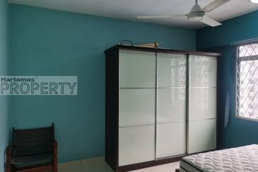 Pool View 1036sf Unit @ Kelana Puteri Condo, Kelana Jaya