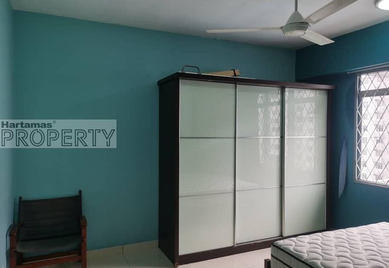 Pool View 1036sf Unit @ Kelana Puteri Condo, Kelana Jaya