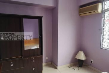 Pool View 1036sf Unit @ Kelana Puteri Condo, Kelana Jaya