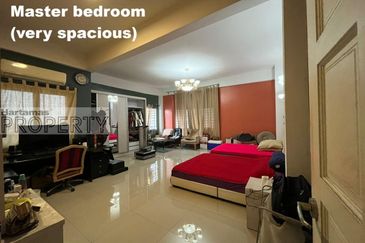 Very Spacious 3486sqft Renovated Unit @ Tiara Kelana Condo, SS7 Kelana Jaya PJ