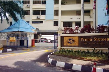 Low/Mid Floor, Well Kept Corner Unit @ Prima 16 Condominium (Chapter 2)