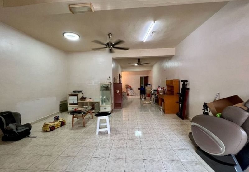 4sty Freehold Shoplot @ Jalan Portugis (near Jalan Kubu and Jonker Walk/Street), Melaka