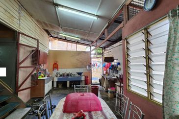 1.5sty Bungalow @ PJU 1 (Kampung Cempaka), PJ