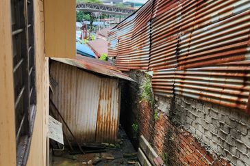 1.5sty Bungalow @ PJU 1 (Kampung Cempaka), PJ