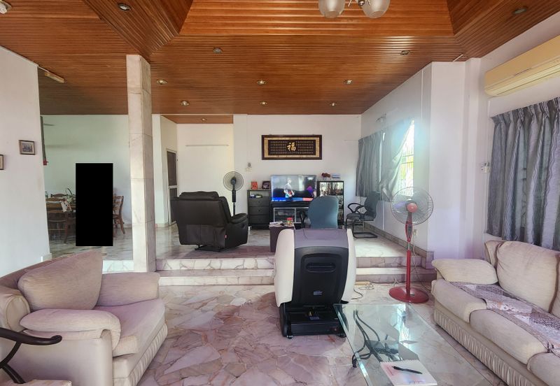 Freehold 2sty Semi-Detached House with Spacious Land @ Ujong Pasir, Melaka