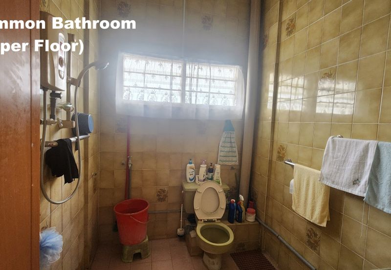 Freehold 2sty Semi-Detached House with Spacious Land @ Ujong Pasir, Melaka