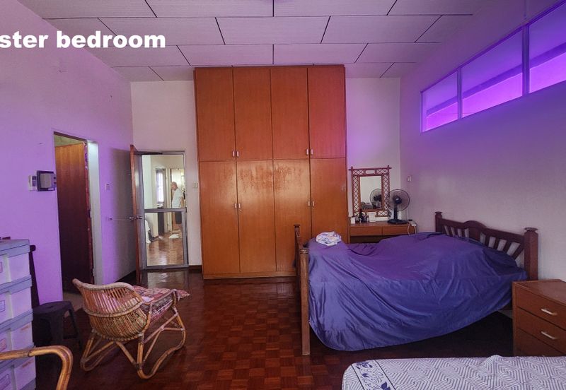 Freehold 2sty Semi-Detached House with Spacious Land @ Ujong Pasir, Melaka