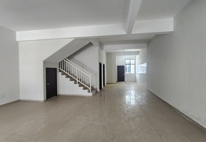 3sty Link House, 7r6b @ Taman Kota Syahbandar, Kota Laksamana