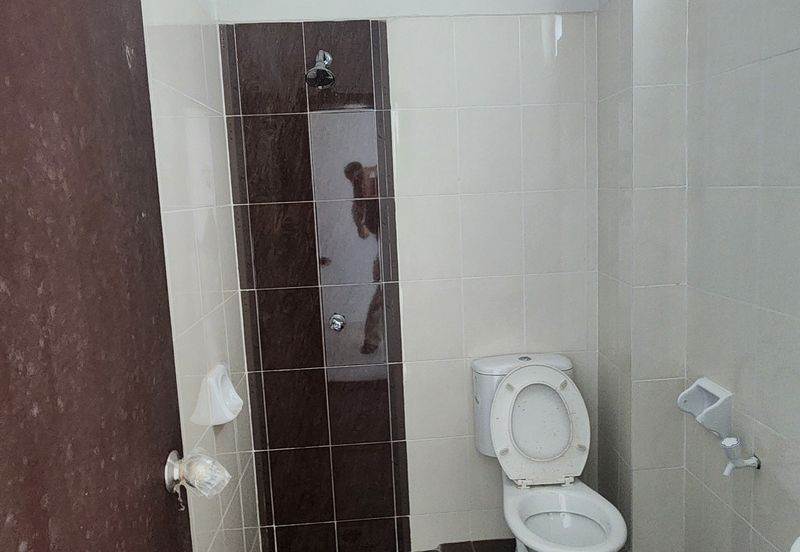 3sty Link House, 7r6b @ Taman Kota Syahbandar, Kota Laksamana