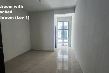 3sty Link House, 7r6b @ Taman Kota Syahbandar, Kota Laksamana
