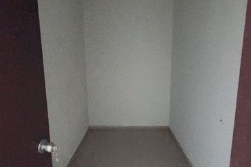 3sty Link House, 7r6b @ Taman Kota Syahbandar, Kota Laksamana