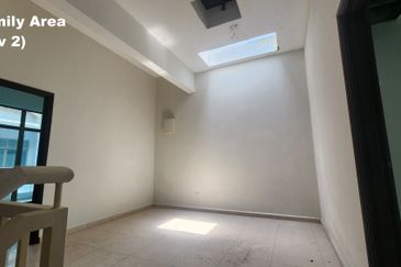 3sty Link House, 7r6b @ Taman Kota Syahbandar, Kota Laksamana