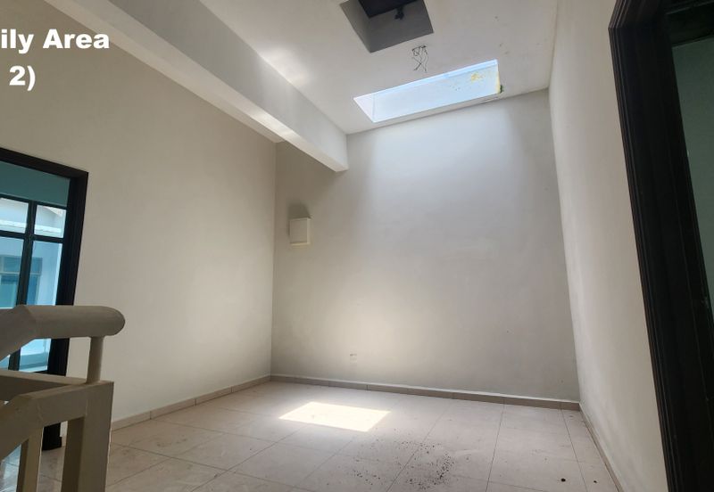 3sty Link House, 7r6b @ Taman Kota Syahbandar, Kota Laksamana