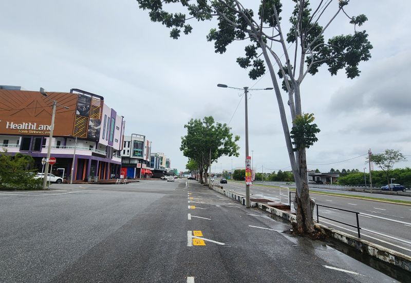 Hotel Building in a Fast Developing Area @ Pusat Perniagaan Kota Syahbandar, Kawasan Bandar VI