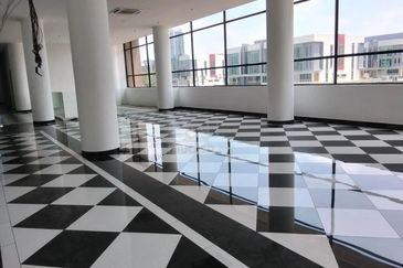 Hotel Building in a Fast Developing Area @ Pusat Perniagaan Kota Syahbandar, Kawasan Bandar VI