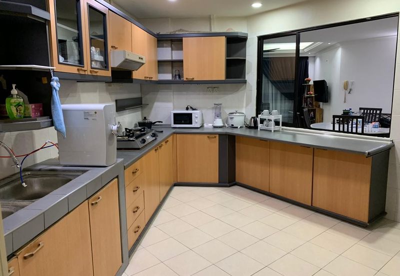 Renovated and Furnished Unit @ Pasir Mutiara Condo, Ujong Pasir