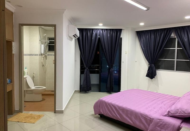 Renovated and Furnished Unit @ Pasir Mutiara Condo, Ujong Pasir