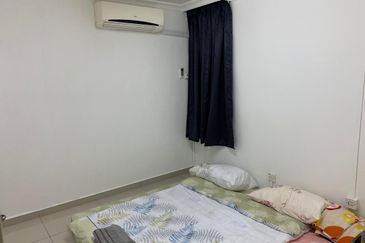 Renovated and Furnished Unit @ Pasir Mutiara Condo, Ujong Pasir