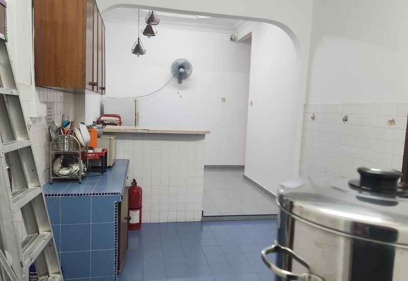 2 Adjacent Units of 1sty Semi-D Houses, Suitable as Homestay/Airbnb @ Malim Jaya, Bachang