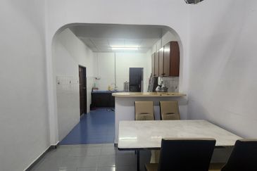 2 Adjacent Units of 1sty Semi-D Houses, Suitable as Homestay/Airbnb @ Malim Jaya, Bachang